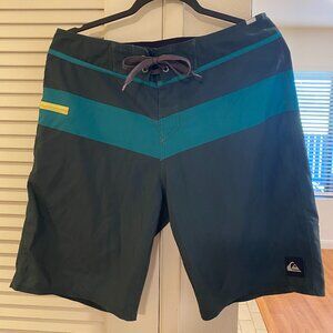 Quiksilver Green Men's Board Shorts